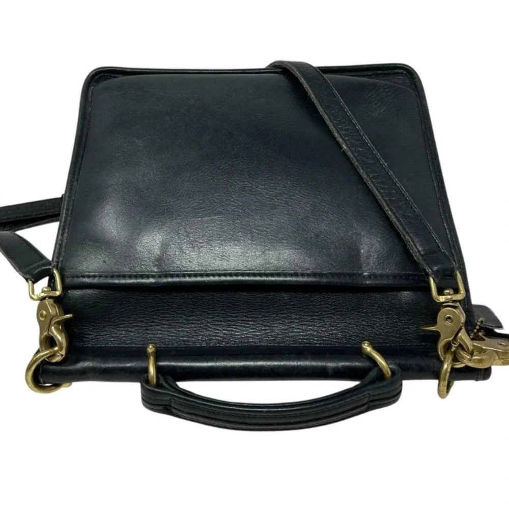 Coach Vintage Black 1997 Willis Bag